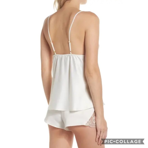 🌟Host Pick🌟 Flora Nikrooz Rosa Charm Sleep Set - Picture 2 of 8